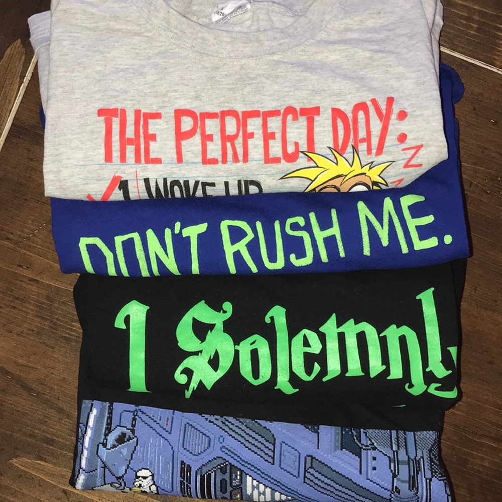 Bundle of 4 boys LG/XL T’s